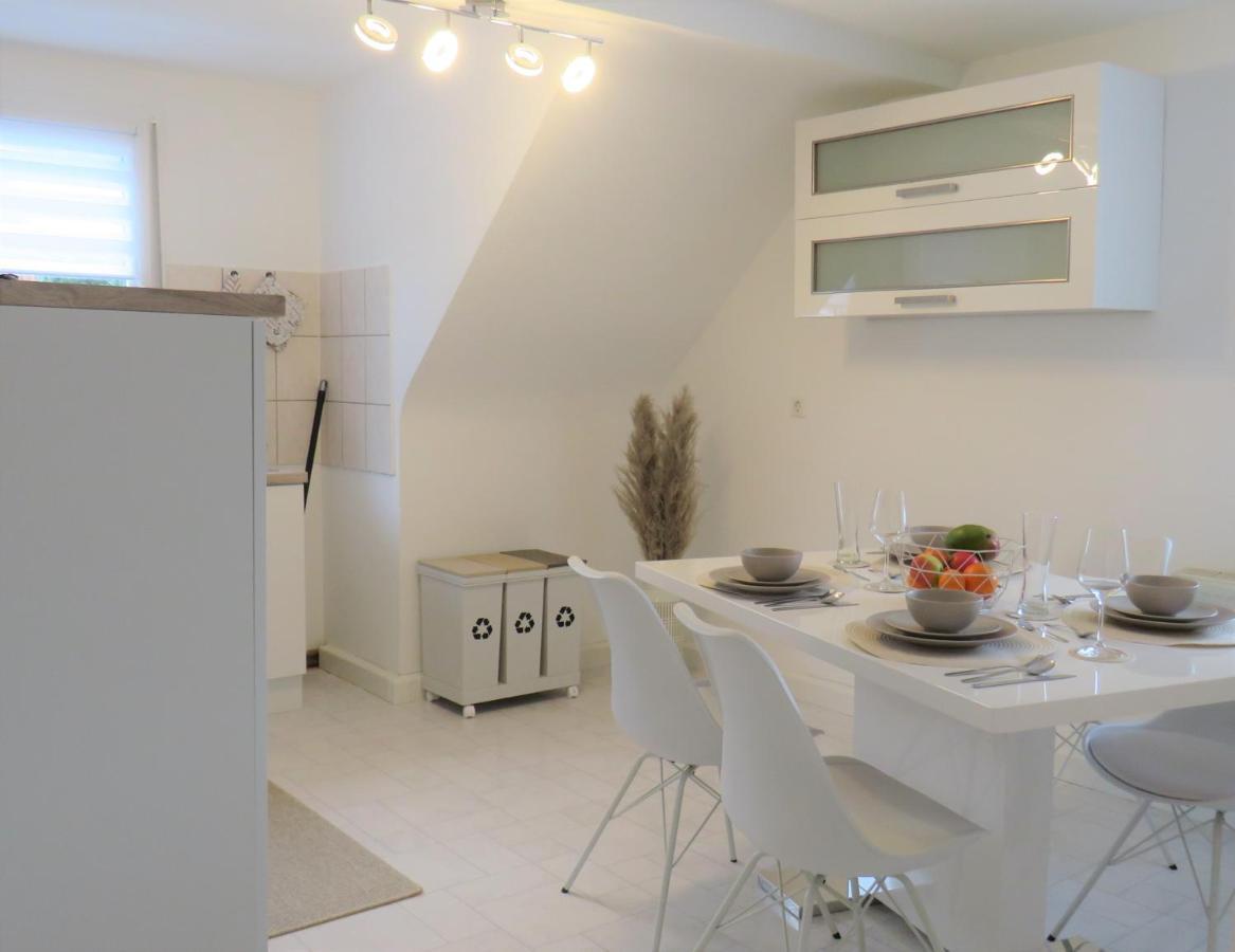 Alte Schule, Ferien- Und Monteurwohnung Gernsbach Ngoại thất bức ảnh